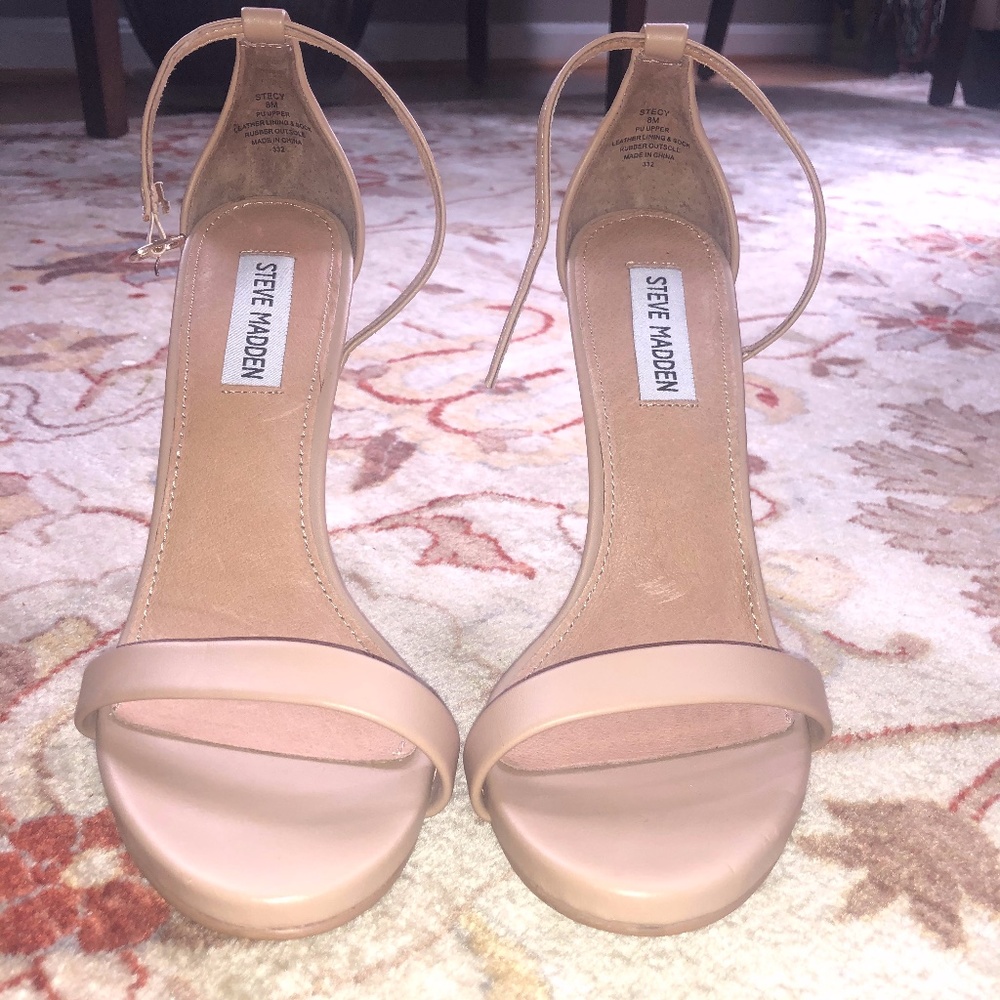 Steve Madden Beige Heel Size 8